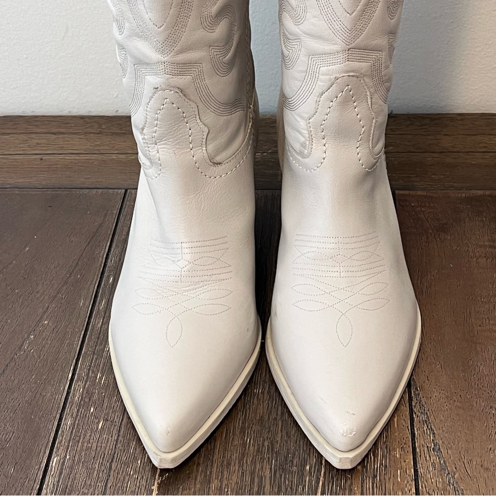 Steve Madden West White Heeled Western Cowgirl Boots Womens size 10 - Picture 2 of 12